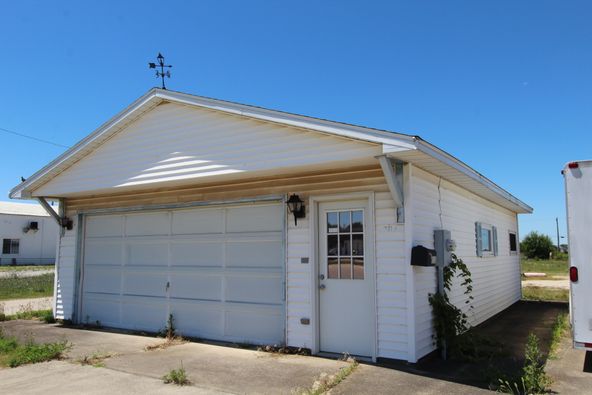 2109 Lake Land Blvd, Mattoon, IL 61938